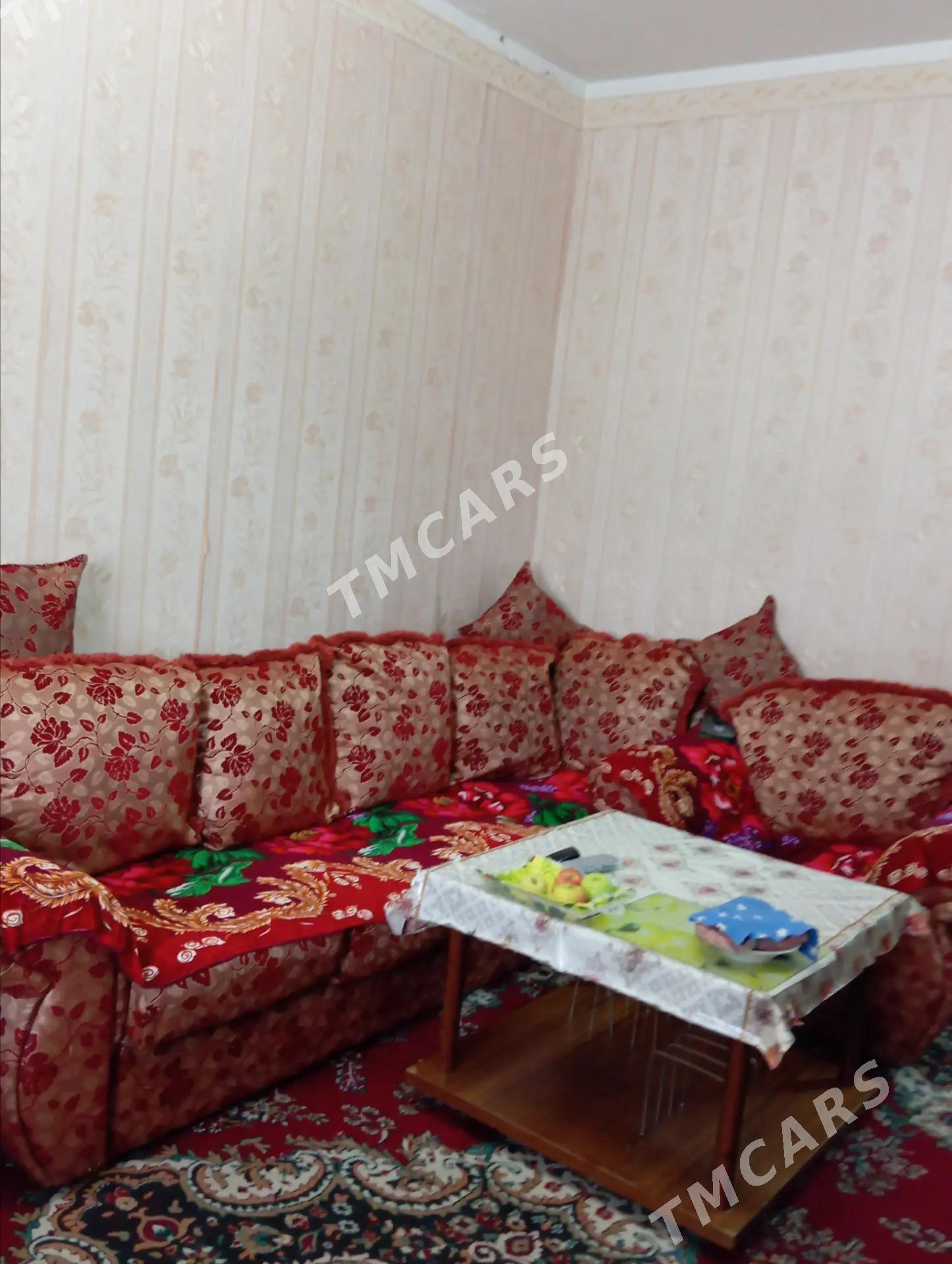 Мир 4 по Московской 3комн 3 эт - Ашхабад - img 4