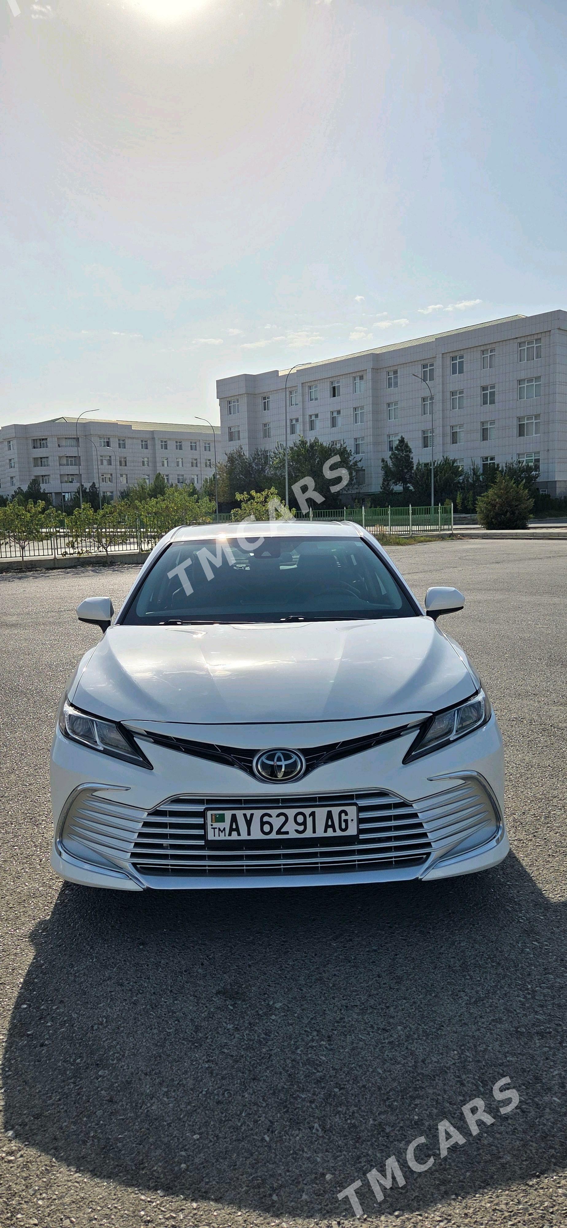 Toyota Camry 2021 - 350 000 TMT - Ашхабад - img 2