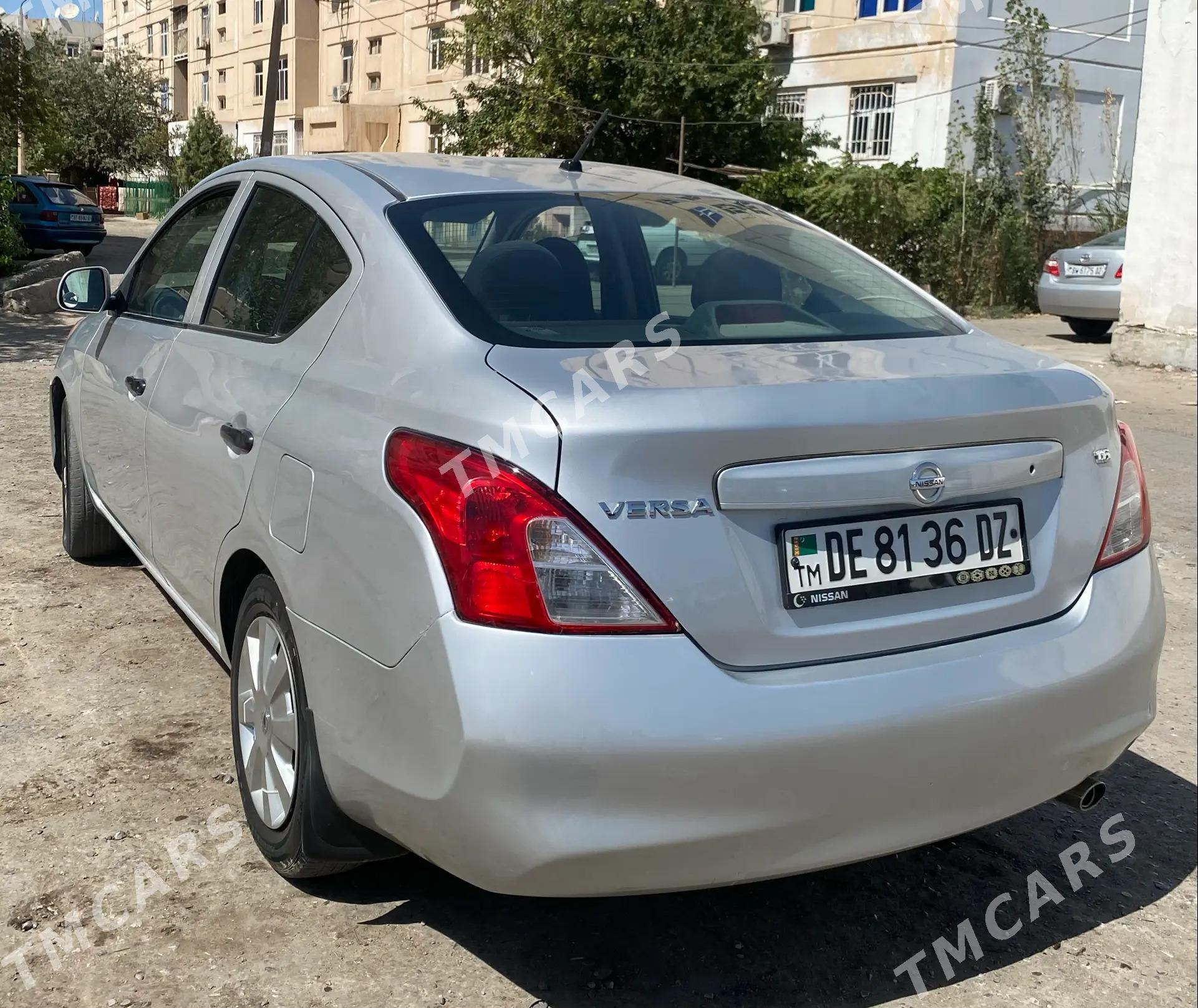 Nissan Versa 2013 - 95 000 TMT - Daşoguz - img 4