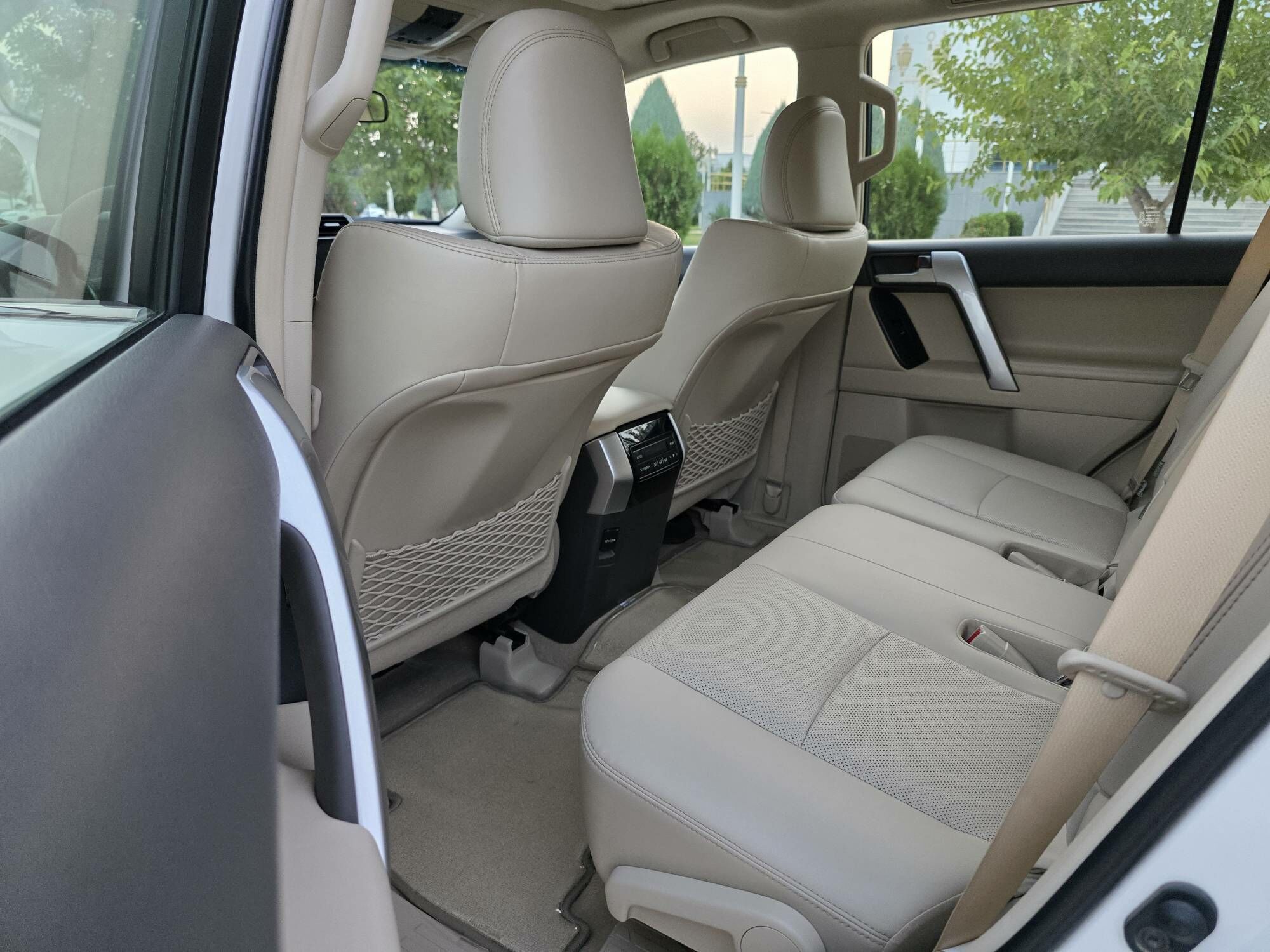 Toyota Land Cruiser Prado 2022 - 960 000 TMT - Aşgabat - img 8