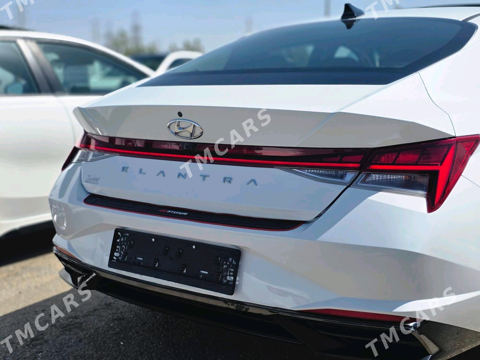 Hyundai Elantra 2022 - 266 666 TMT - Мары - img 7