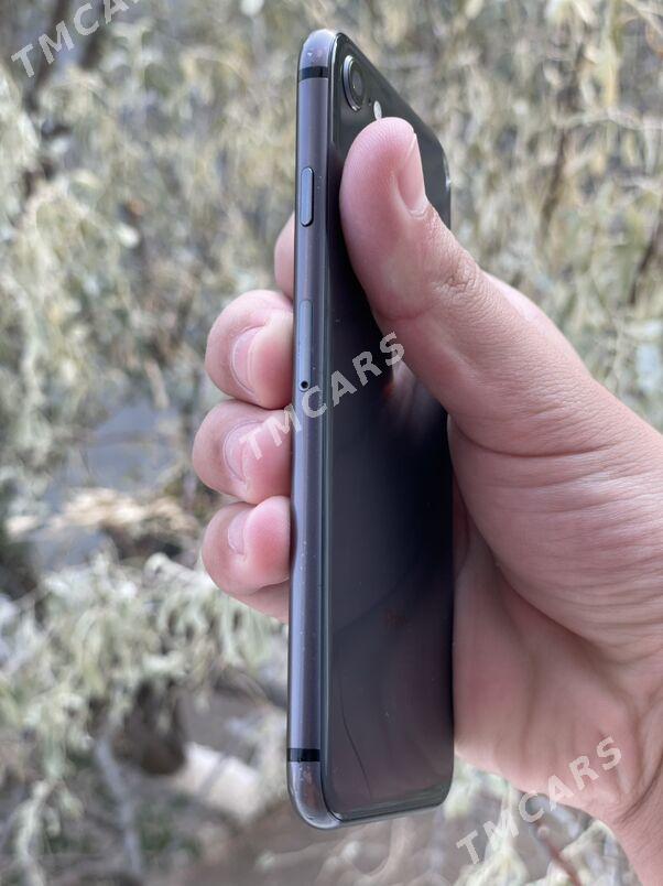iphone 8 - Туркменбаши - img 3
