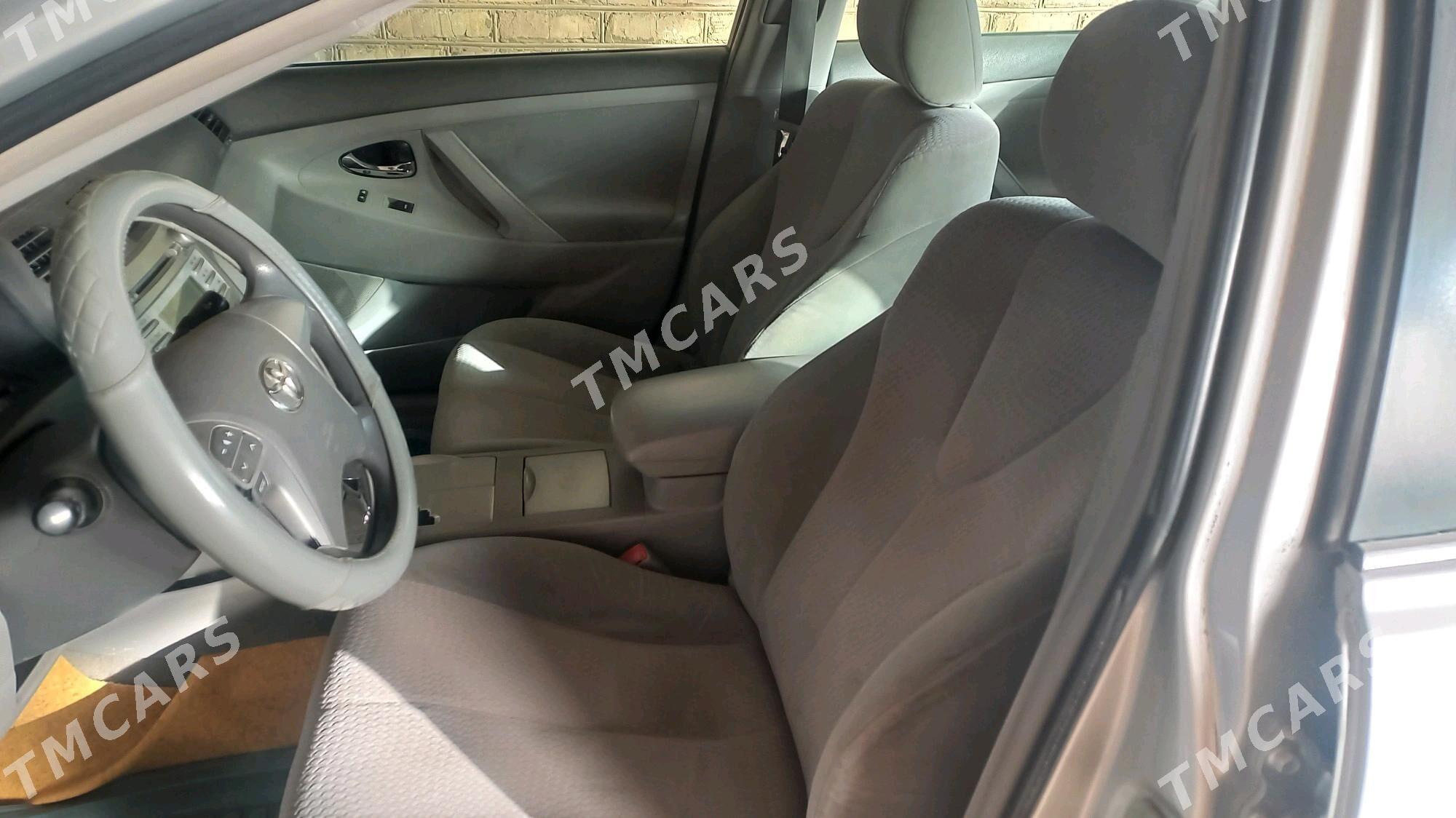 Toyota Camry 2009 - 190 000 TMT - Теджен - img 4