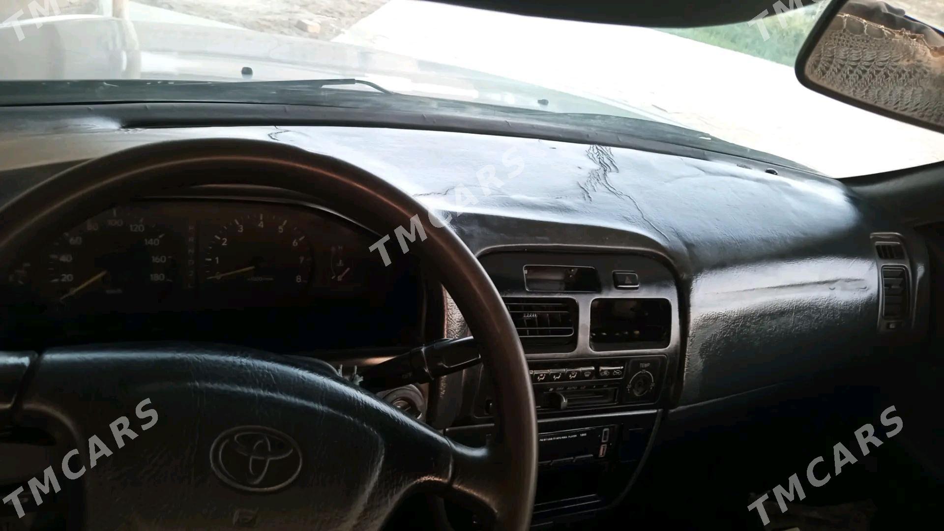 Toyota Vista 1995 - 51 000 TMT - Туркменгала - img 4
