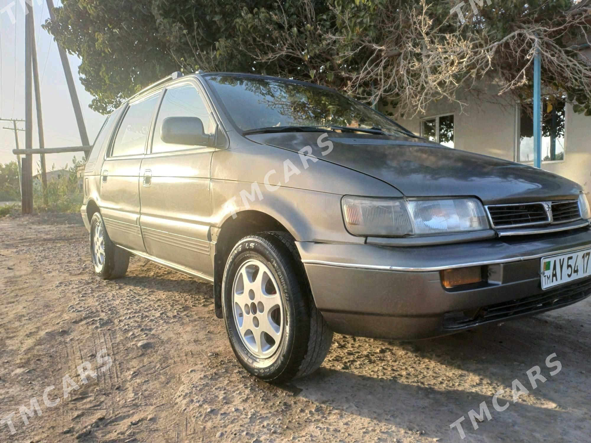 Mitsubishi Chariot 1993 - 19 000 TMT - Дянев - img 6