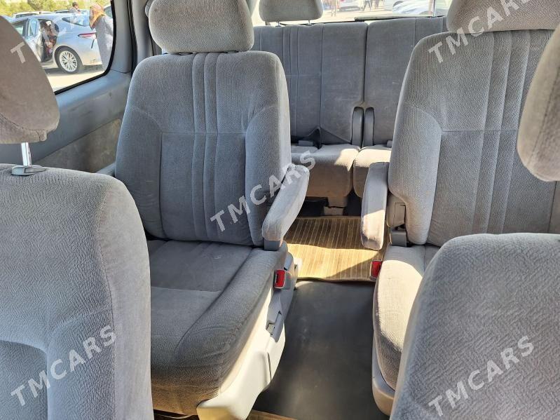 Toyota Sienna 2003 - 135 000 TMT - Türkmenabat - img 4