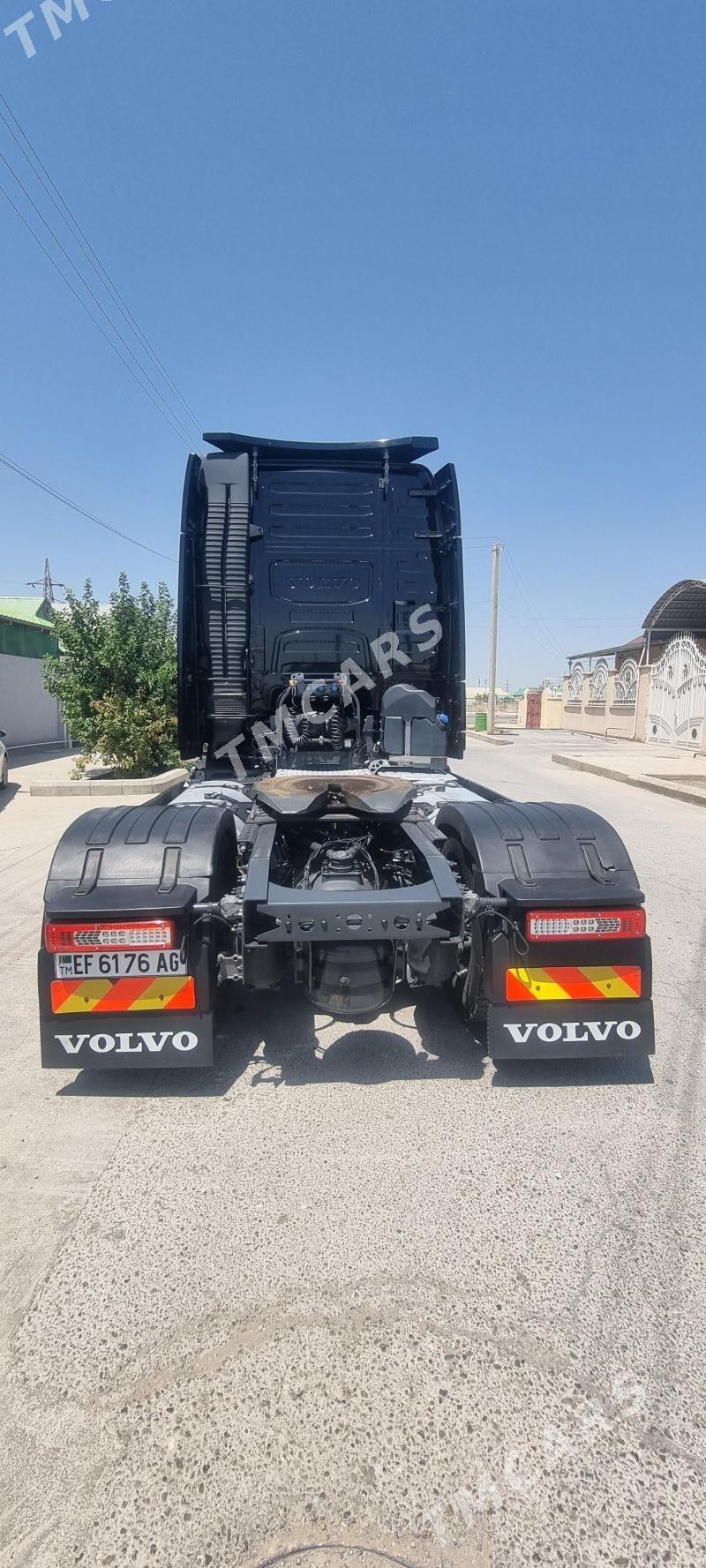 Volvo FH 460 2022 - 1 381 000 TMT - Aşgabat - img 4