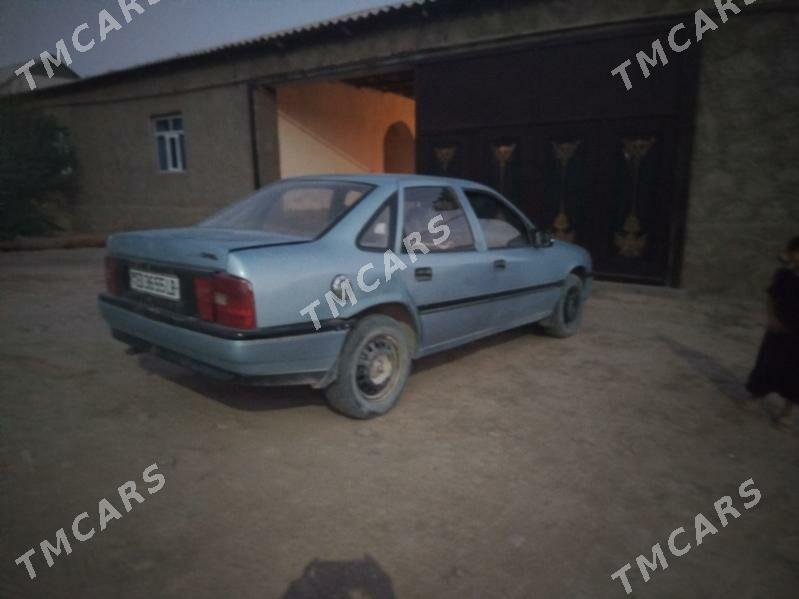Opel Vectra 1989 - 22 000 TMT - Köýtendag - img 2