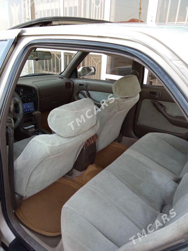Toyota Camry 1993 - 115 000 TMT - Mary - img 8