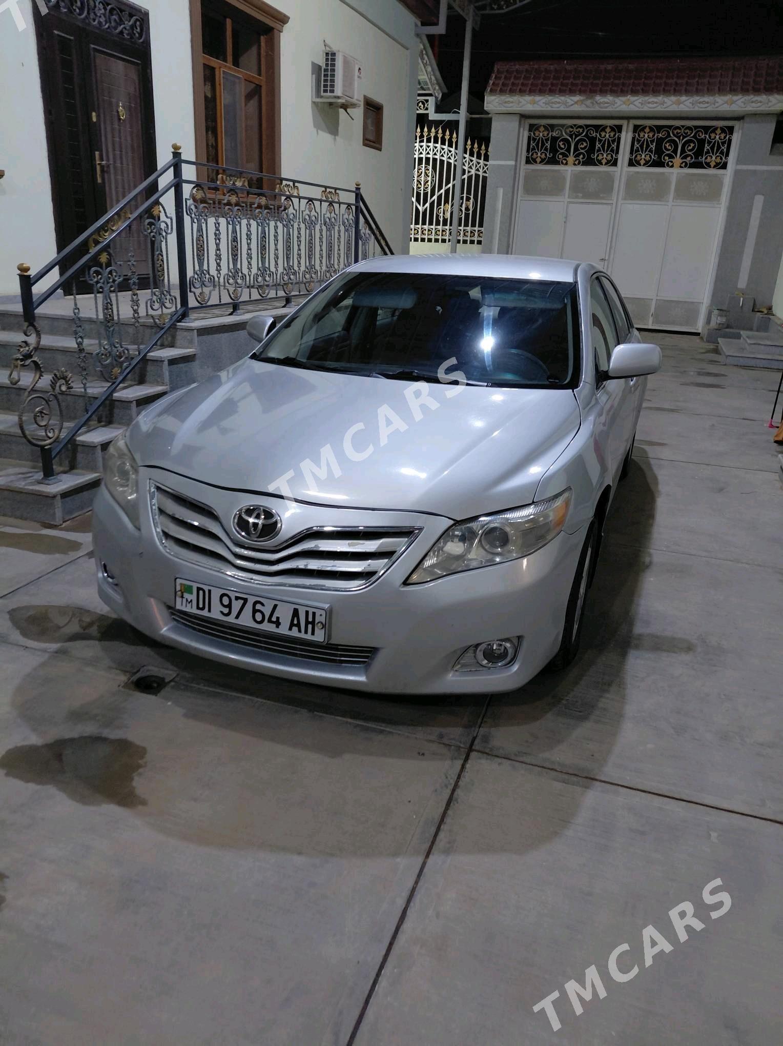 Toyota Camry 2009 - 140 000 TMT - Теджен - img 3