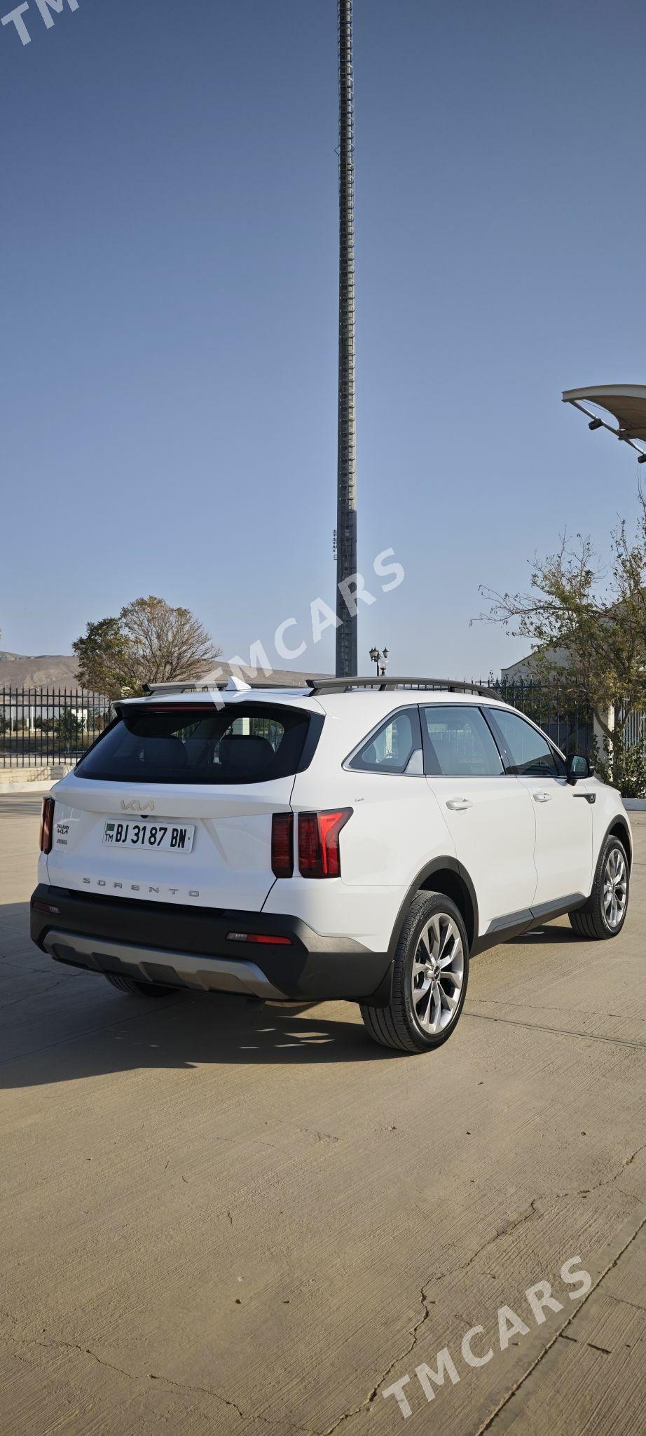 Kia Sorento 2022 - 530 000 TMT - Гызыларбат - img 4