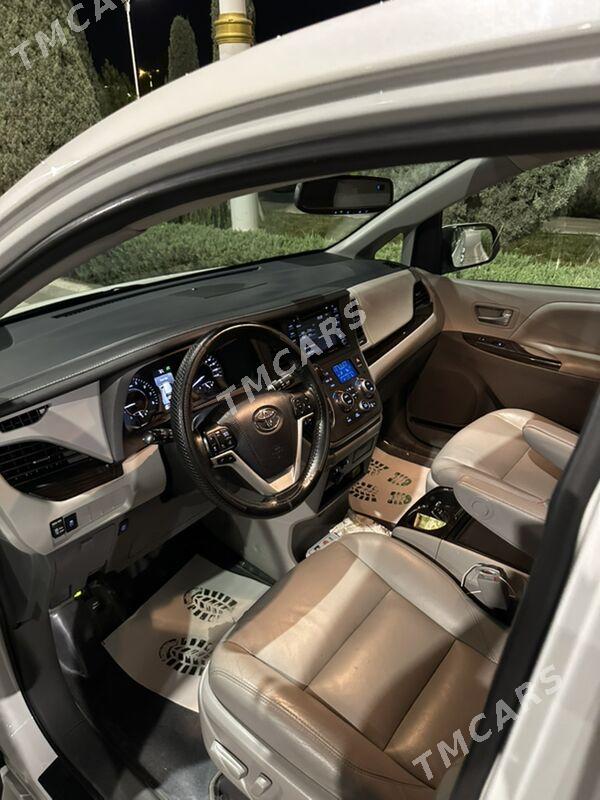 Toyota Sienna 2019 - 470 000 TMT - Aşgabat - img 8