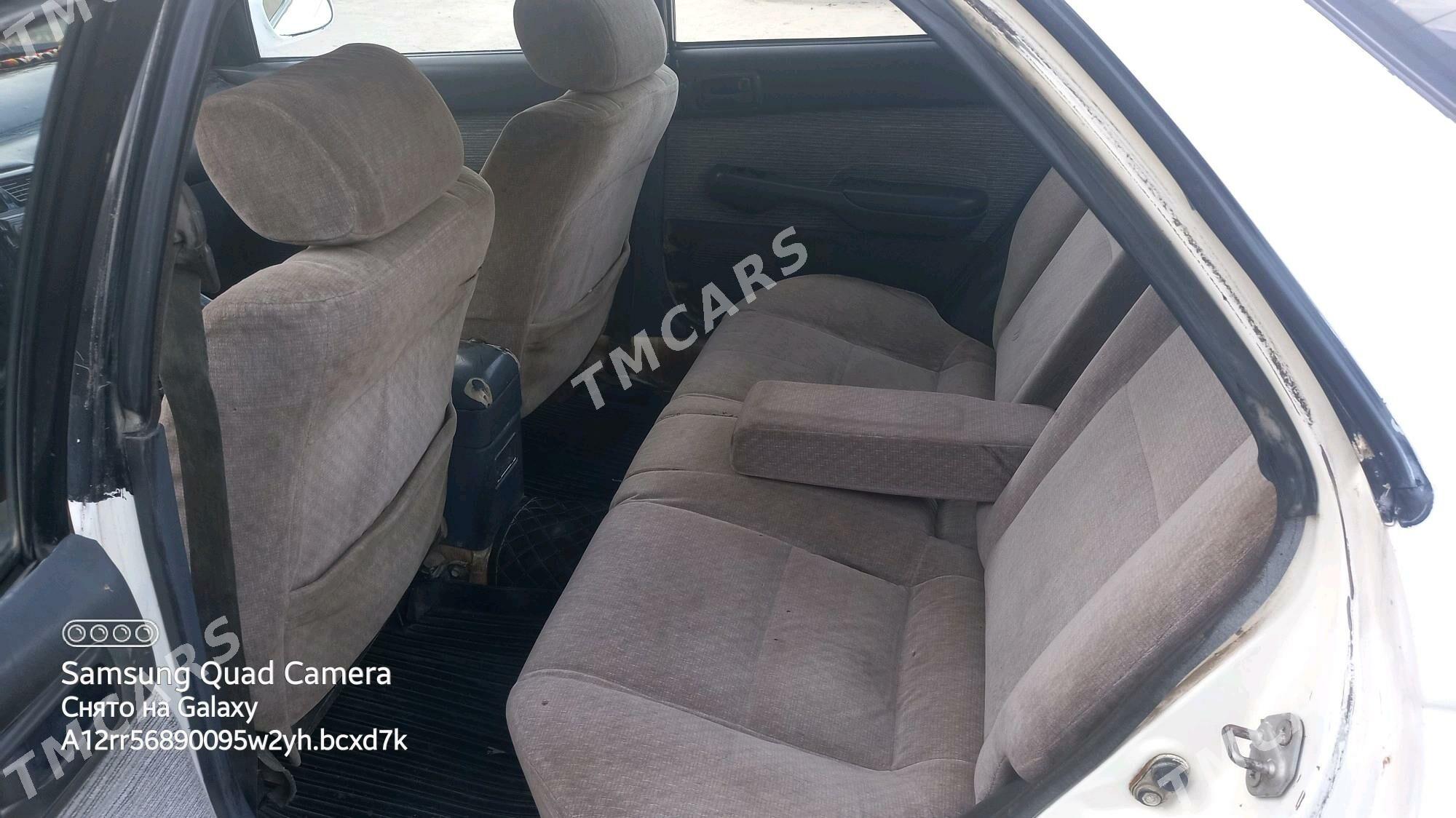 Toyota Carina 1993 - 38 000 TMT - Мургап - img 6
