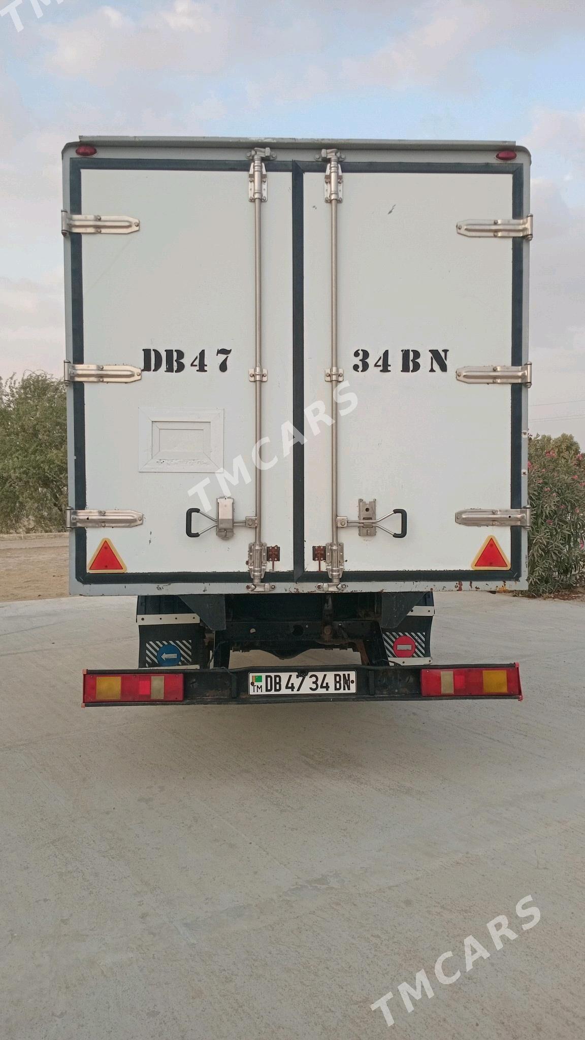Gaz Gazel 2010 - 160 000 TMT - Этрек - img 3