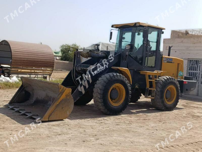 XCMG LW300F 2022 - 560 000 TMT - Мары - img 4