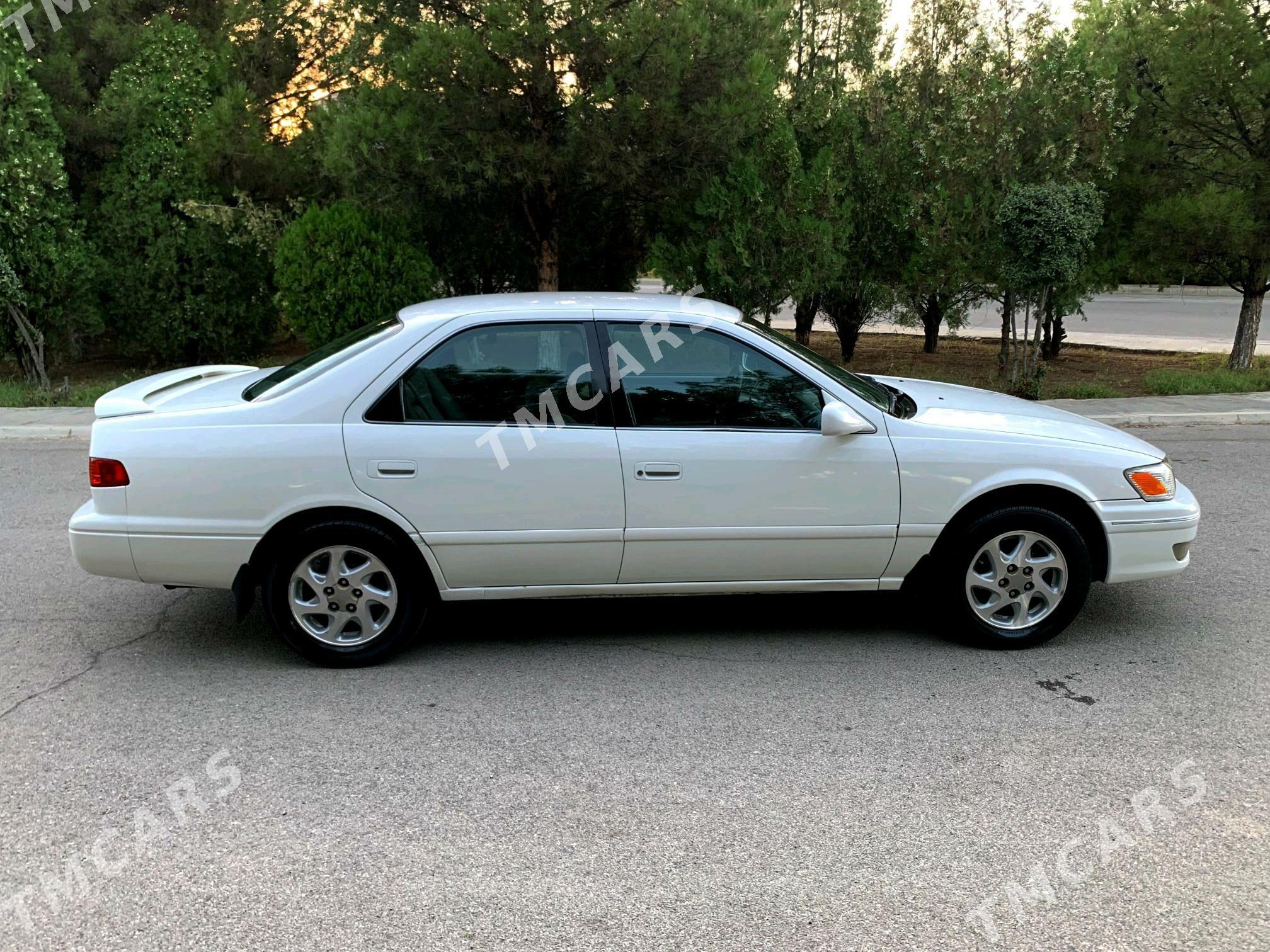 Toyota Camry 2000 - 143 000 TMT - Bäherden - img 5