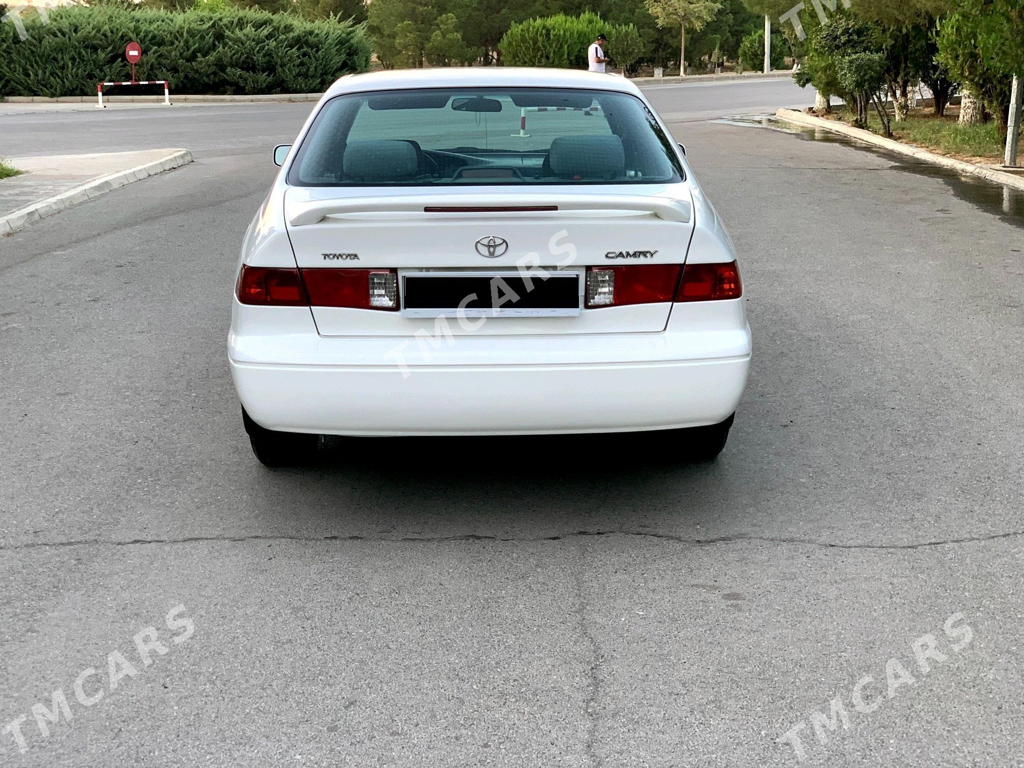 Toyota Camry 2000 - 143 000 TMT - Bäherden - img 7