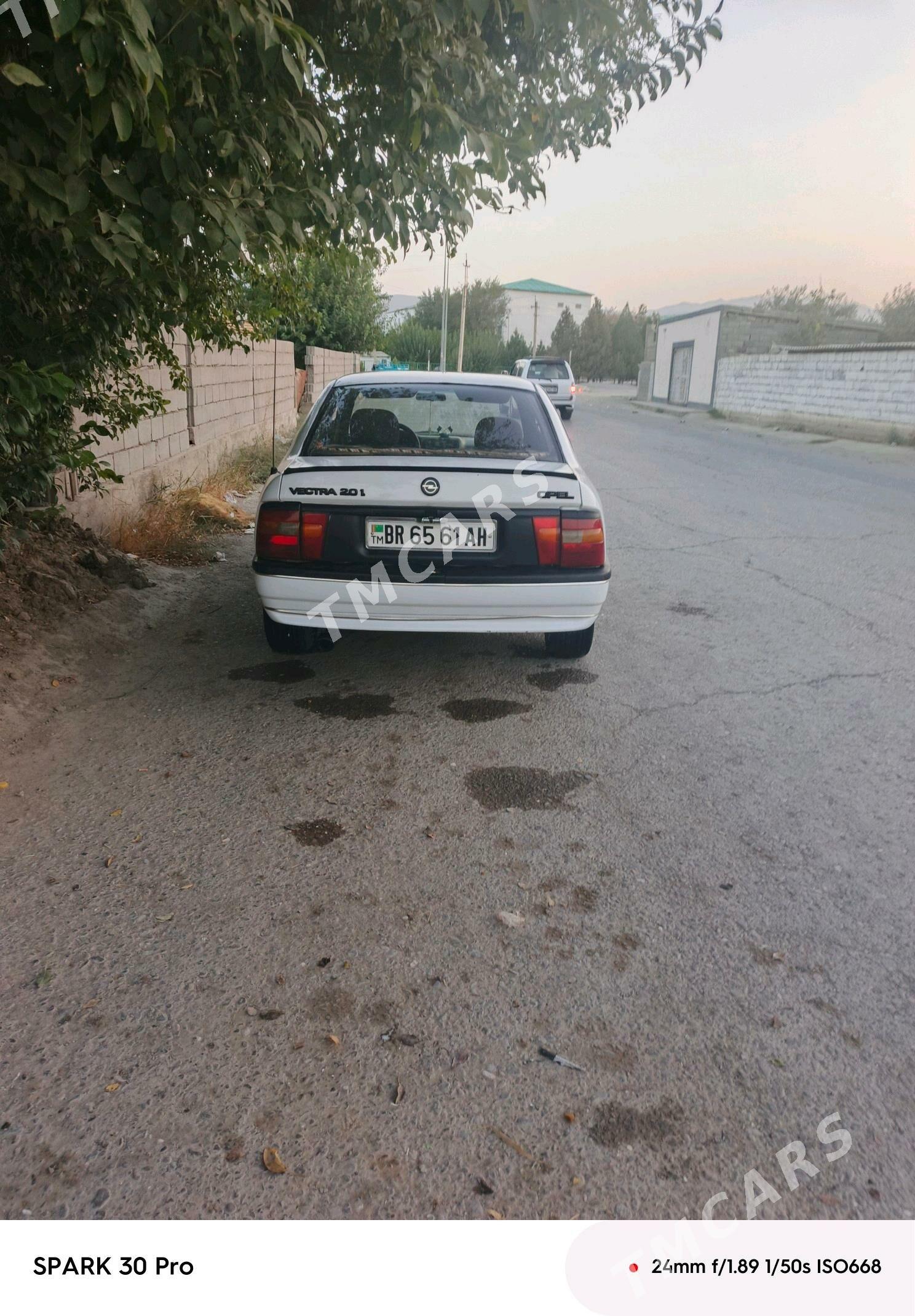 Opel Vectra 1992 - 31 000 TMT - Бахарден - img 4