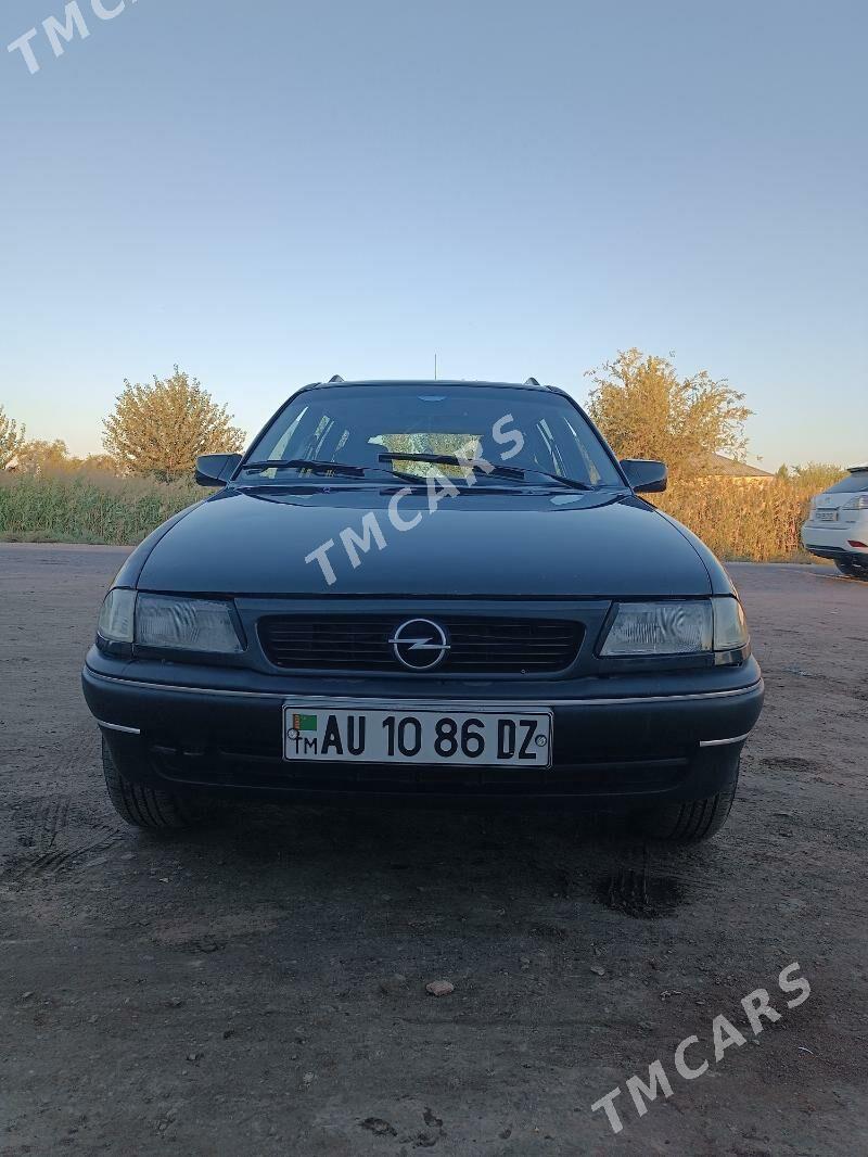 Opel Astra 1995 - 53 000 TMT - Гурбансолтан Едже - img 3