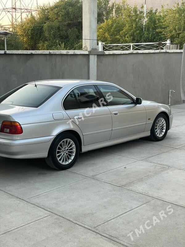 BMW E39 2003 - 130 000 TMT - Balkanabat - img 5