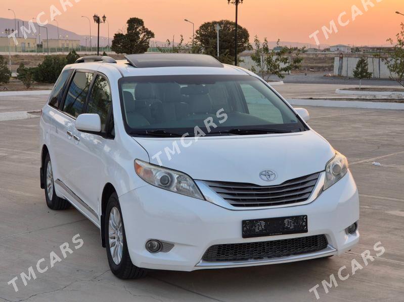 Toyota Sienna 2011 - 317 000 TMT - Gyzylarbat - img 9