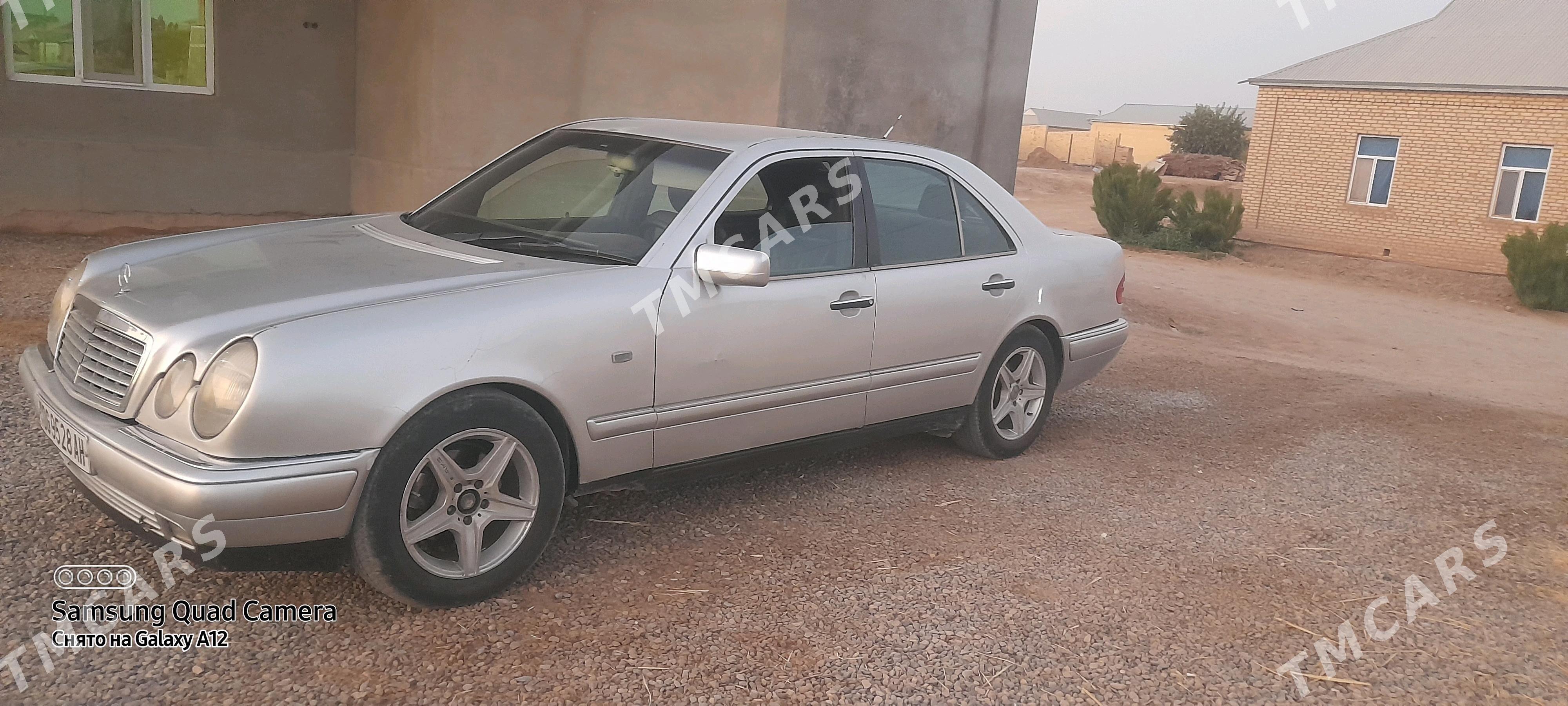 Mercedes-Benz 300E 2006 - 48 000 TMT - Mary - img 4