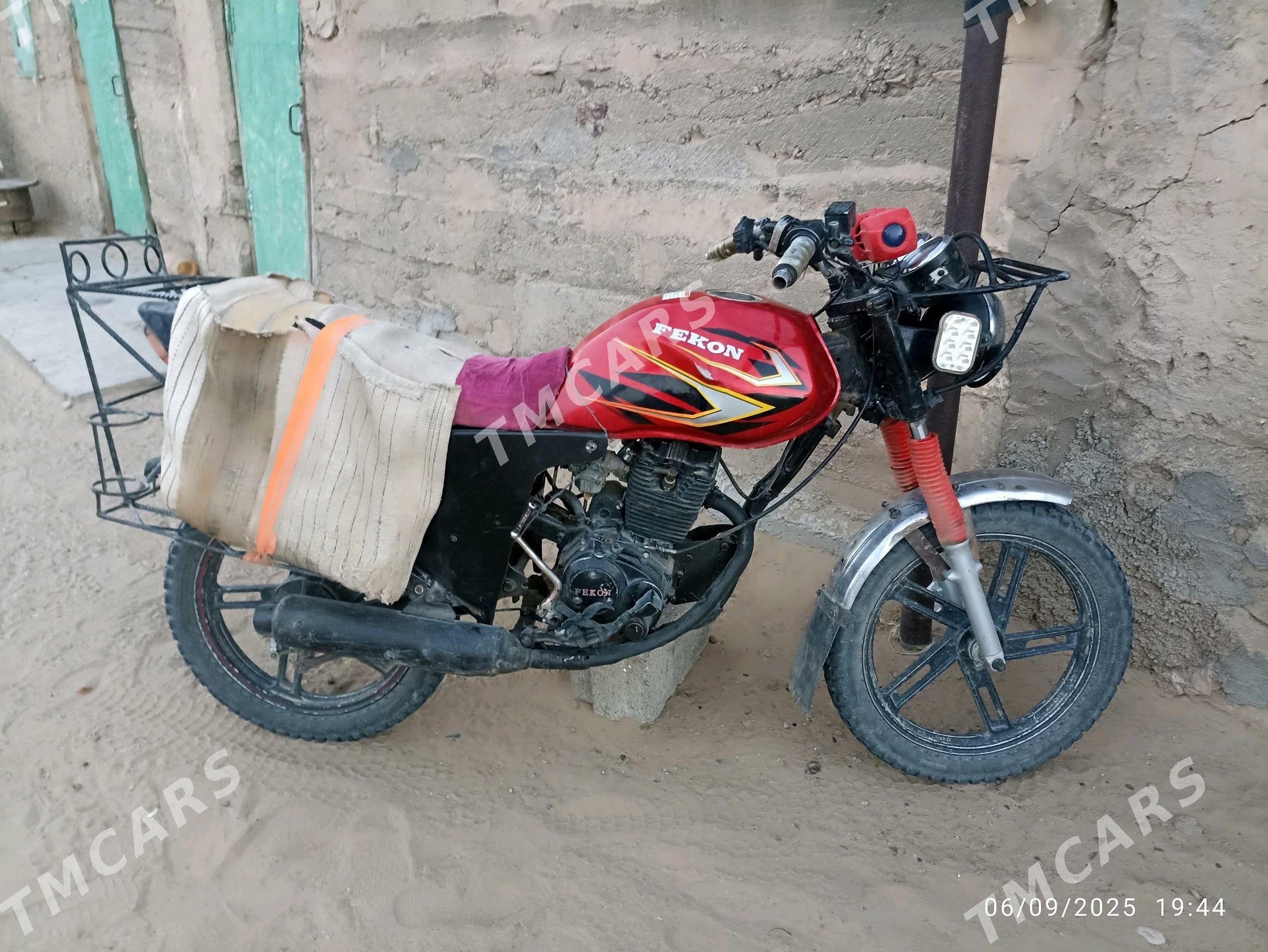 Fekon FK200-14G 2015 - 10 000 TMT - Balkanabat - img 5