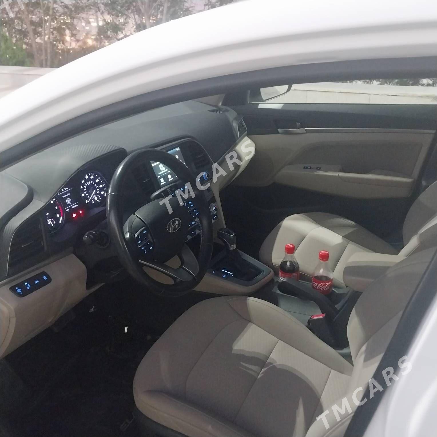 Hyundai Elantra 2020 - 240 000 TMT - Aşgabat - img 4