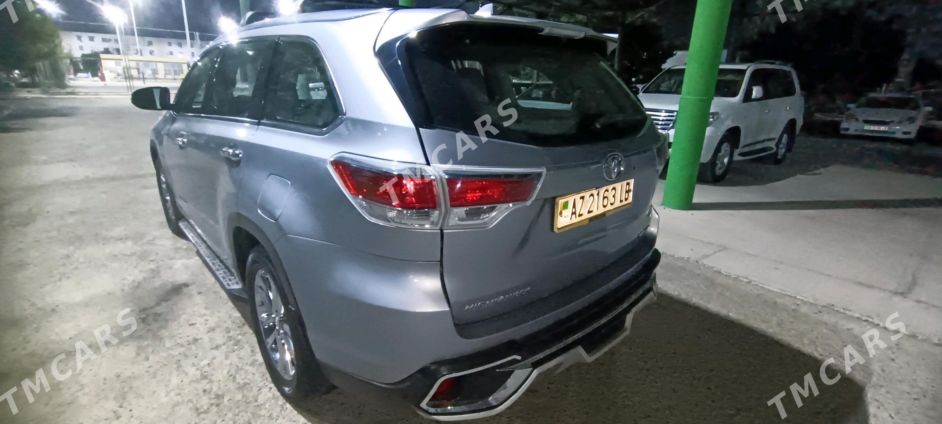 Toyota Highlander 2017 - 460 000 TMT - Туркменабат - img 4