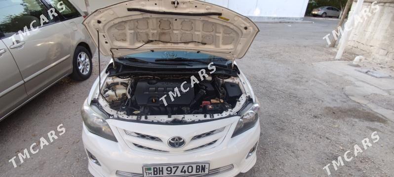 Toyota Corolla 2011 - 190 000 TMT - Balkanabat - img 6