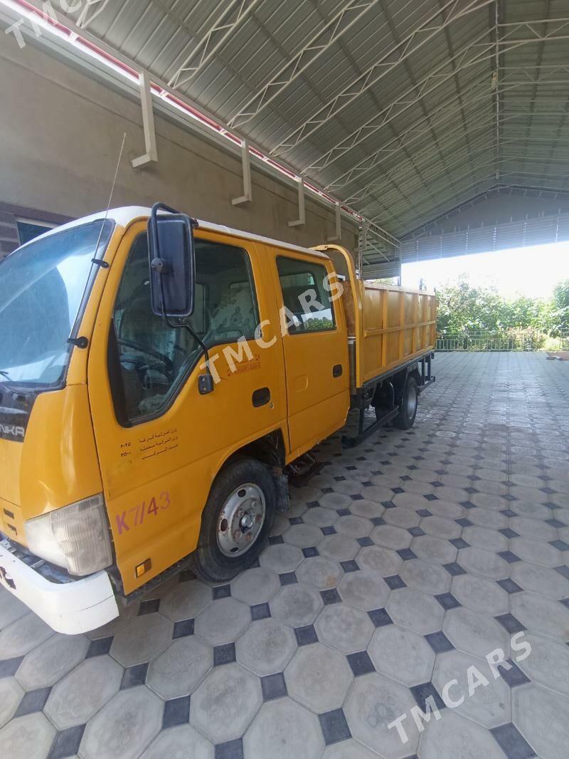 Isuzu Elf 2008 - 200 000 TMT - Байрамали - img 3