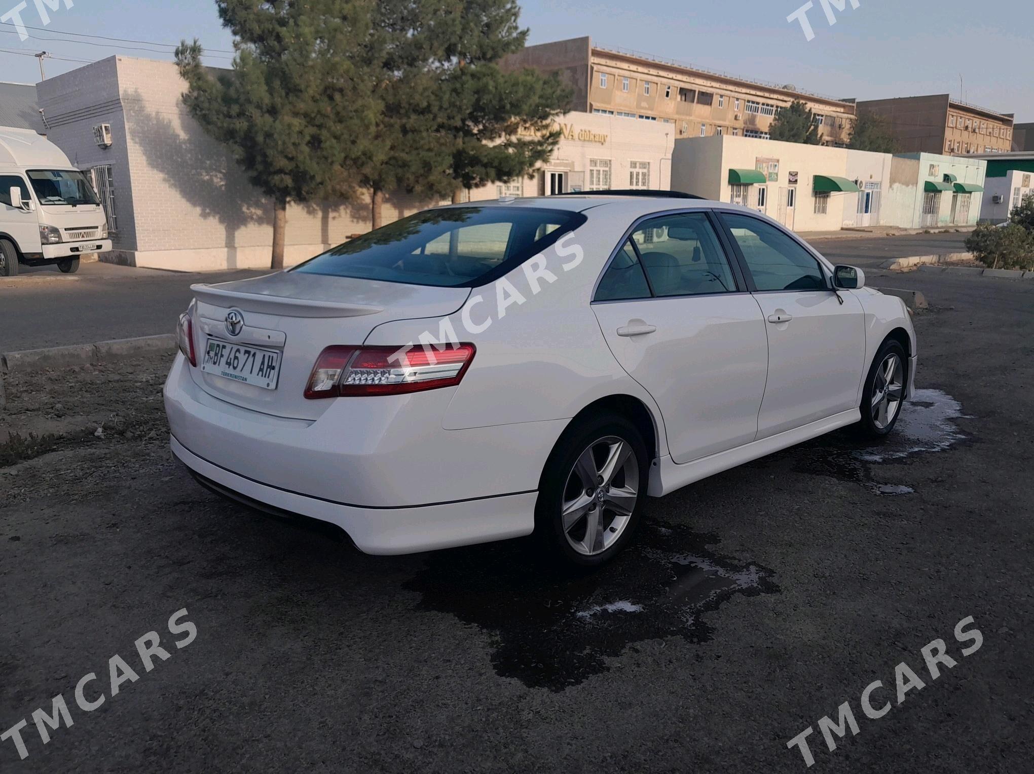 Toyota Camry 2011 - 230 000 TMT - Sarahs - img 2