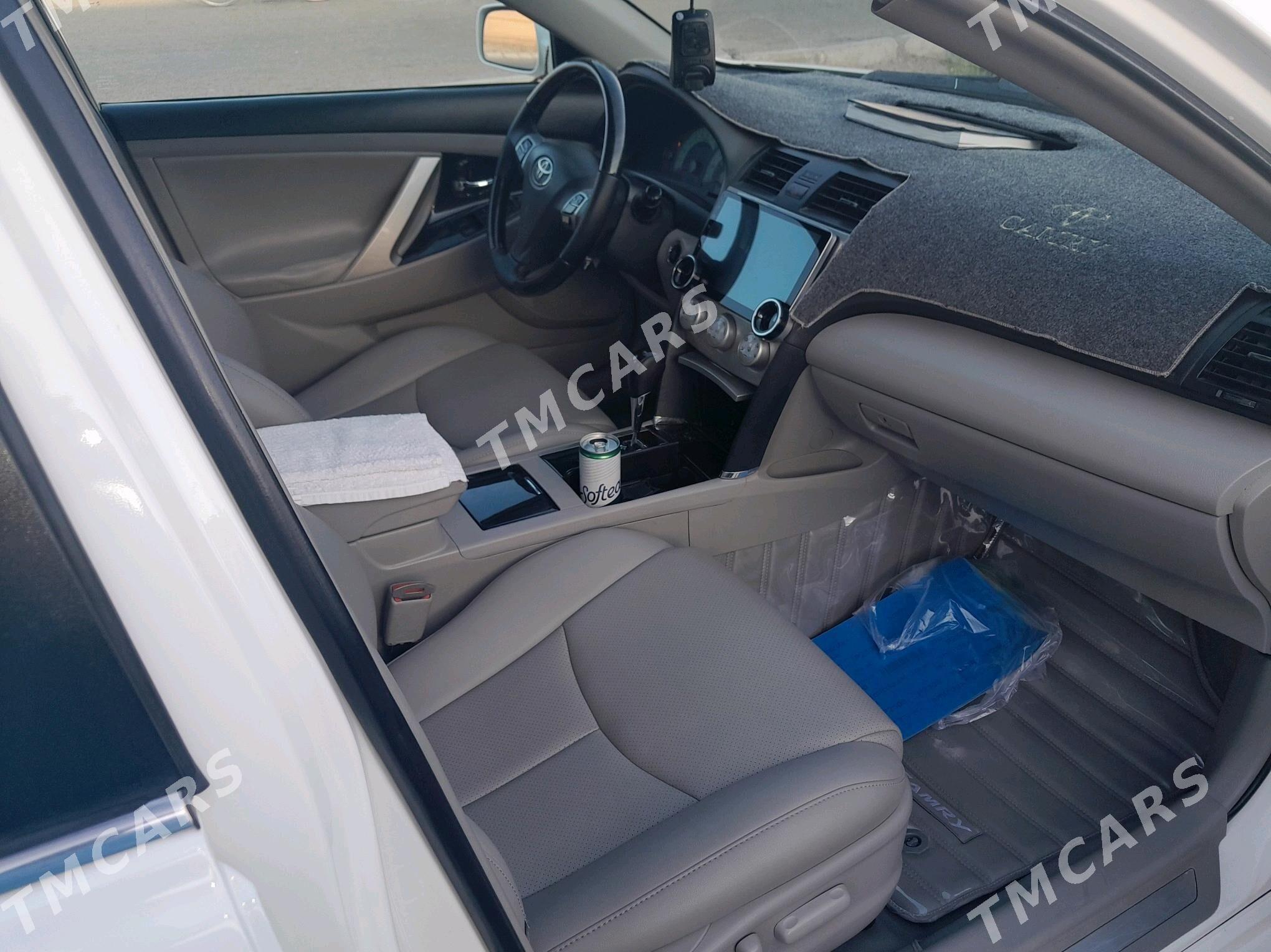 Toyota Camry 2011 - 230 000 TMT - Sarahs - img 4