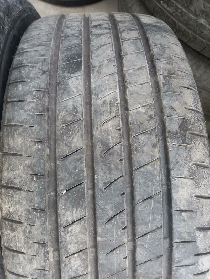 235-45-18 bridgeston 1 000 TMT - Бедев - img 3
