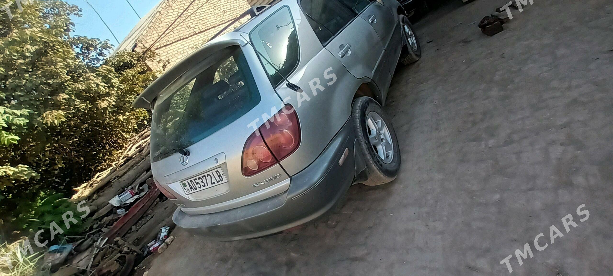Lexus RX 300 2000 - 220 000 TMT - Халач - img 3