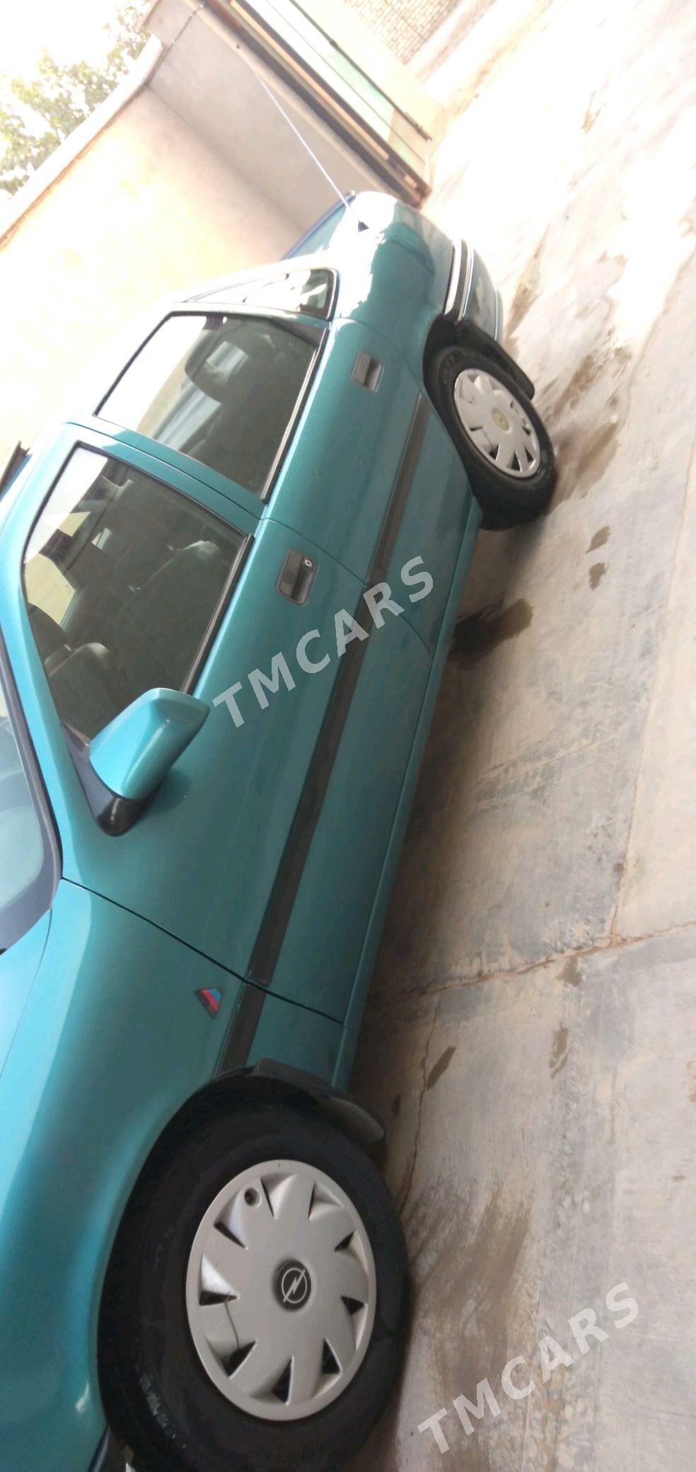 Opel Vectra 1993 - 50 000 TMT - Мары - img 7