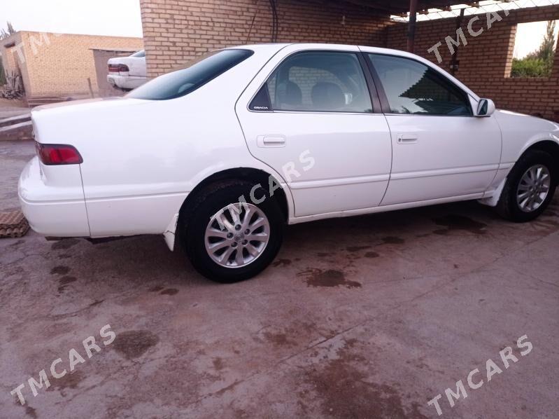 Toyota Camry 1997 - 125 000 TMT - Kerki - img 3
