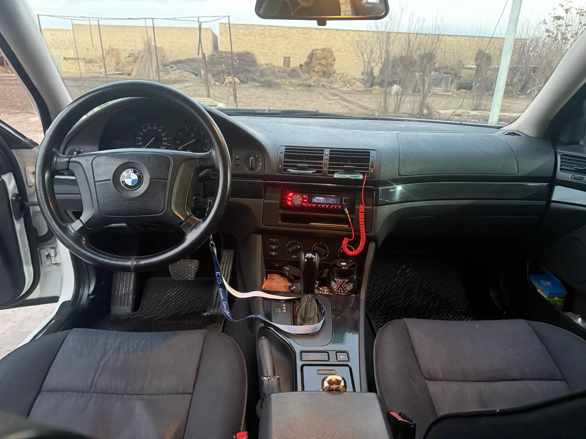 BMW 528 1999 - 90 000 TMT - Туркменабат - img 9