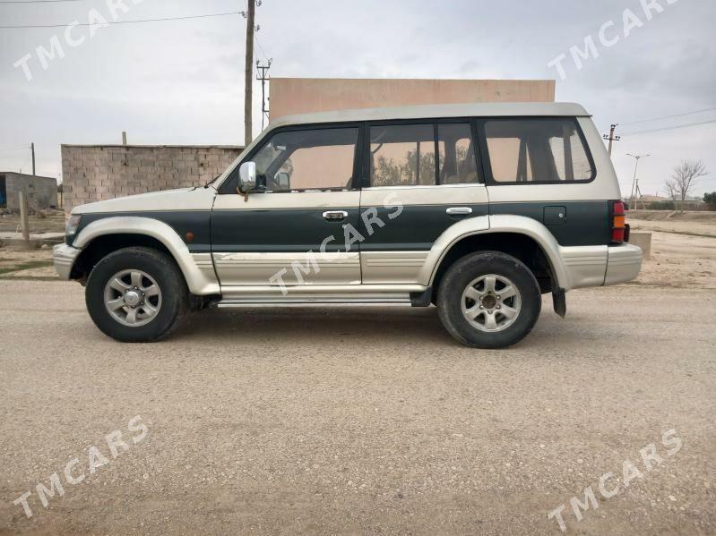 Mitsubishi Pajero 1993 - 30 000 TMT - Etrek - img 3