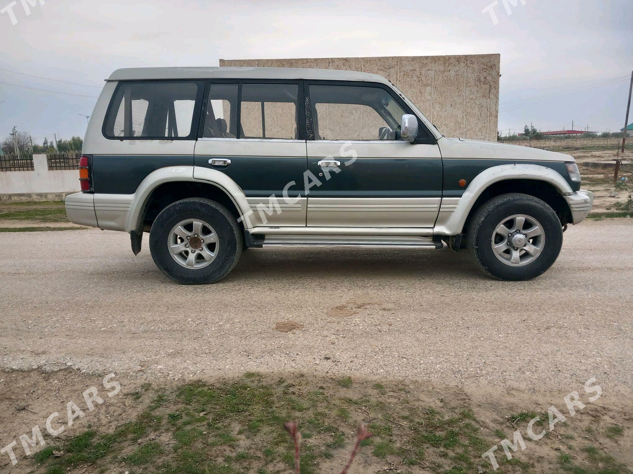 Mitsubishi Pajero 1993 - 30 000 TMT - Etrek - img 4