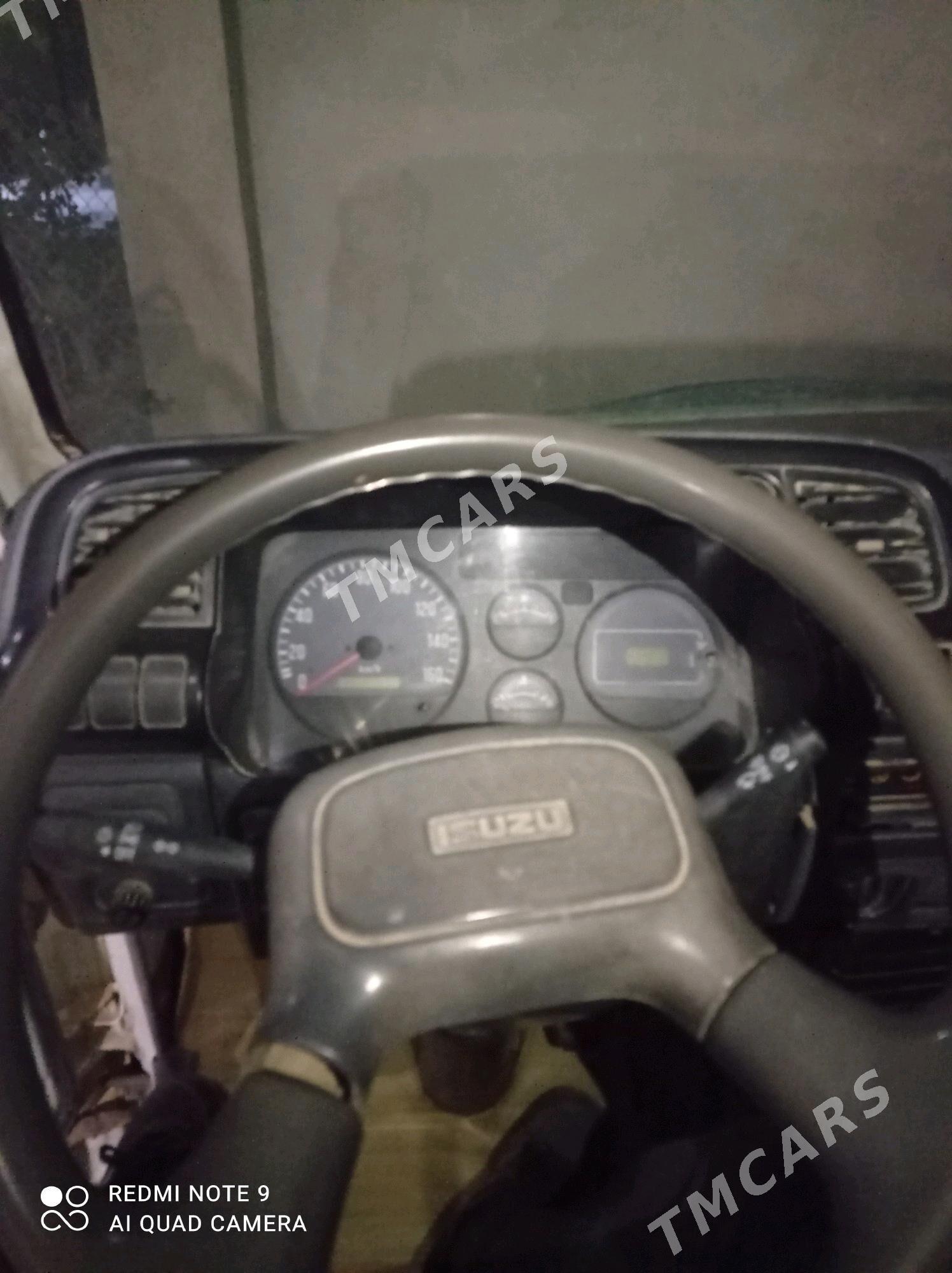 Isuzu Elf 2008 - 200 000 TMT - Байрамали - img 8