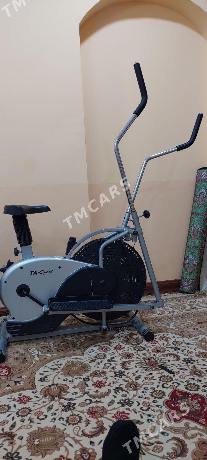 Sport velik - Бузмеин - img 2