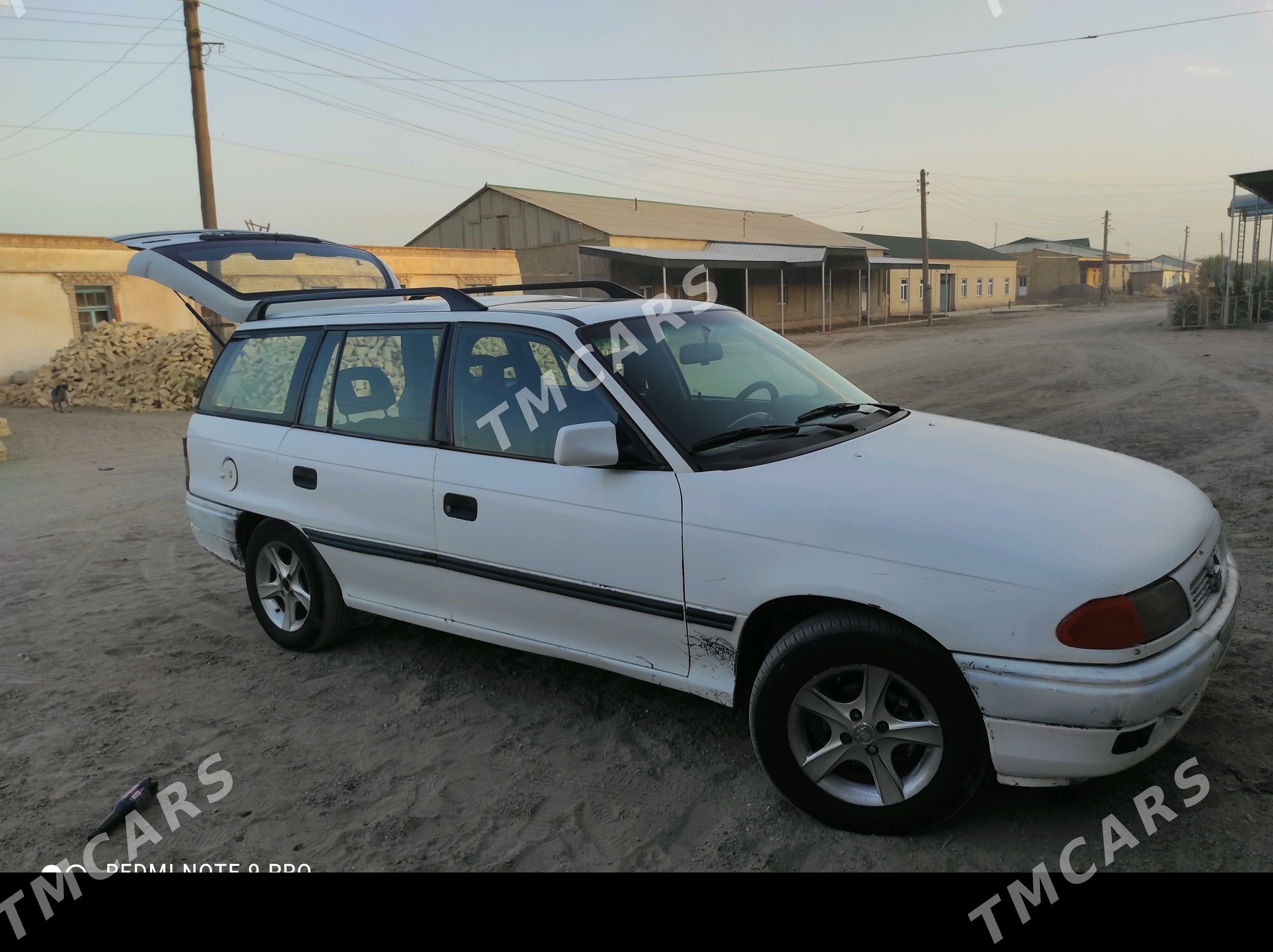 Opel Astra 1994 - 35 000 TMT - Фарап - img 3