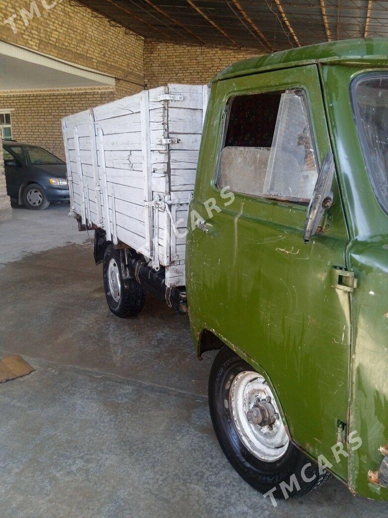 UAZ Profi 1989 - 30 000 TMT - Дянев - img 6