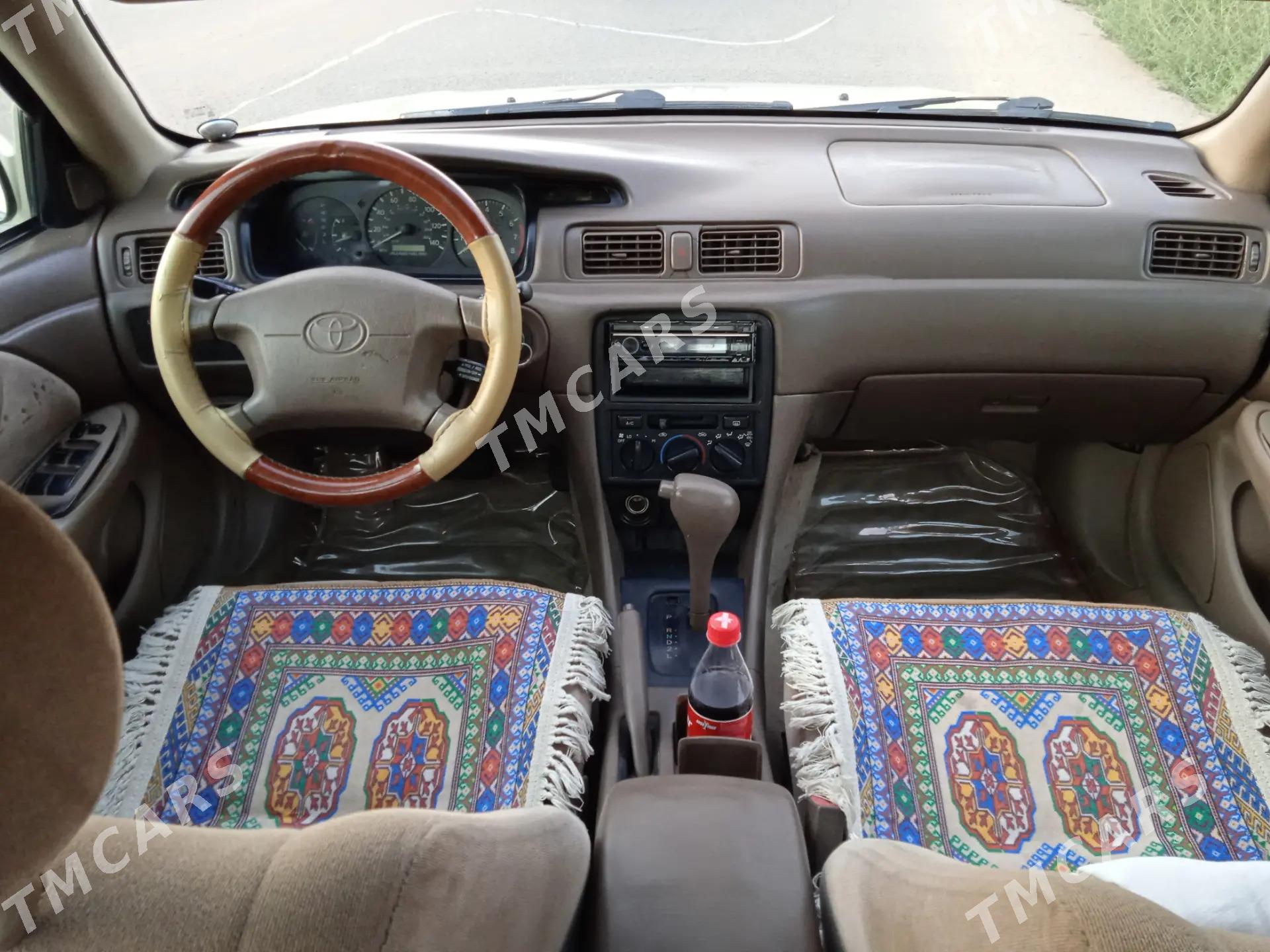 Toyota Camry 1999 - 127 000 TMT - Кёнеургенч - img 4