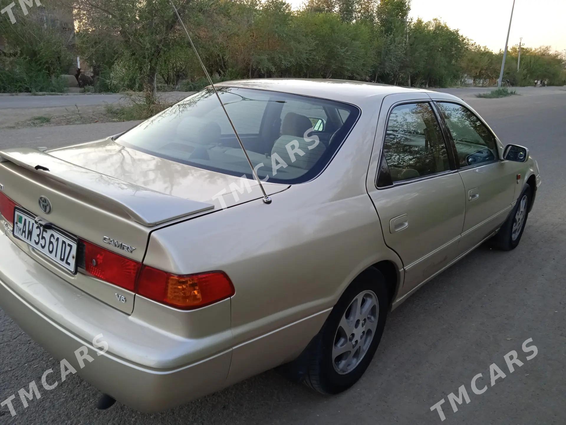 Toyota Camry 1999 - 127 000 TMT - Кёнеургенч - img 6
