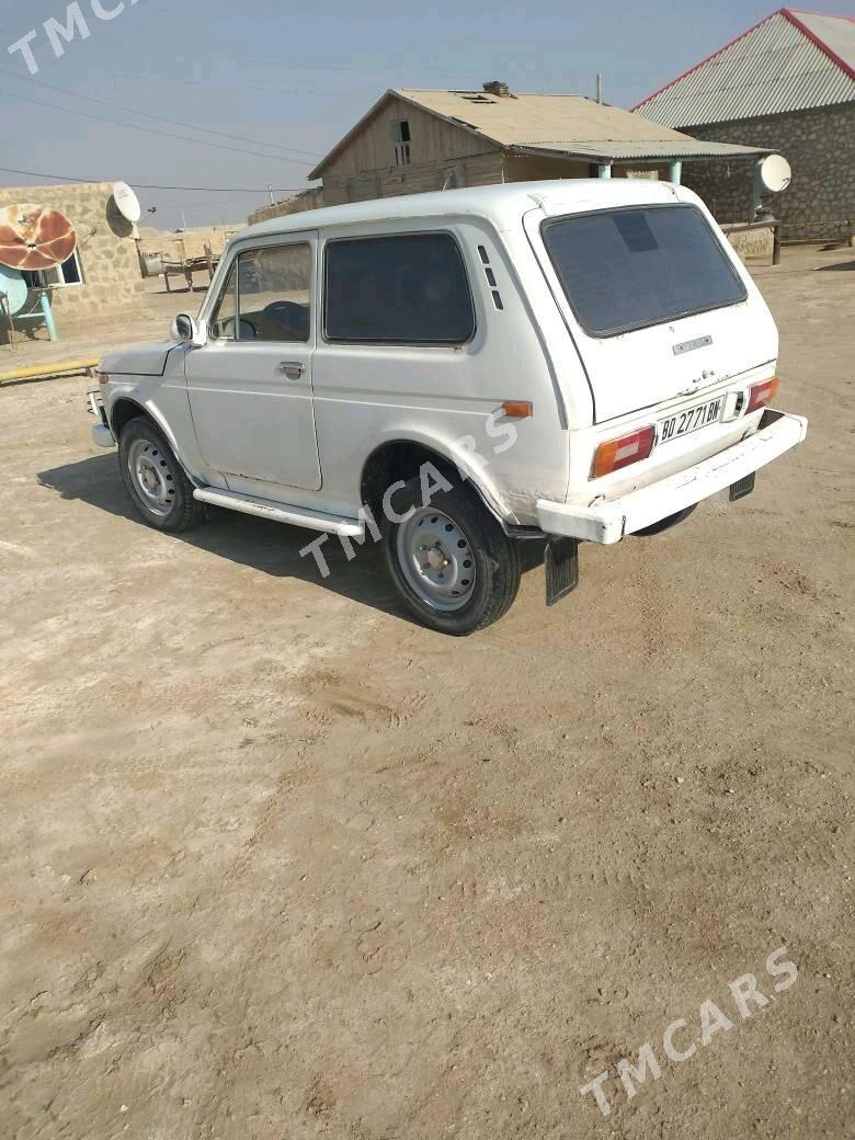Lada Niva 1980 - 23 000 TMT - Balkanabat - img 2