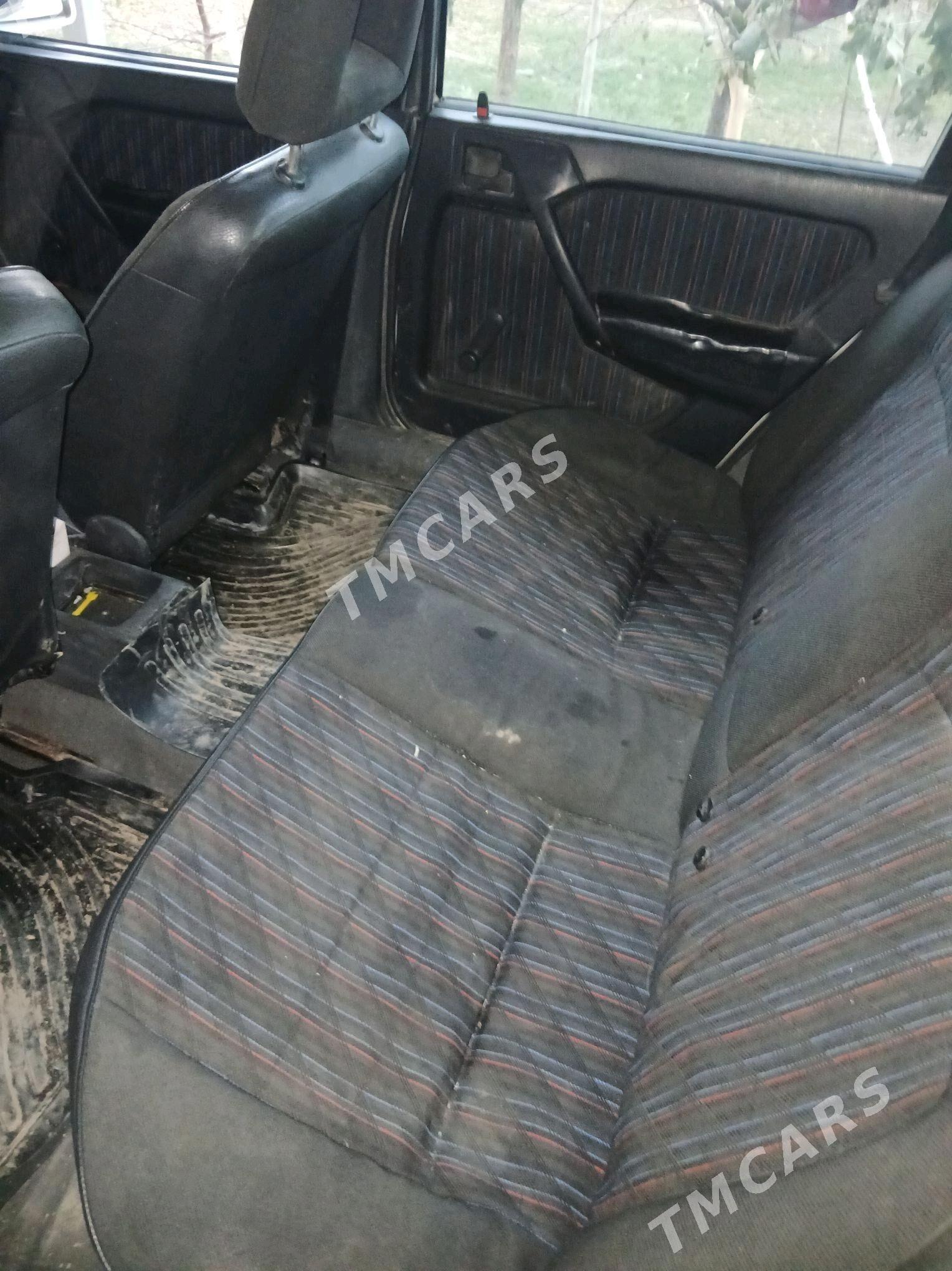 Opel Vectra 1994 - 40 000 TMT - Гурбансолтан Едже - img 5