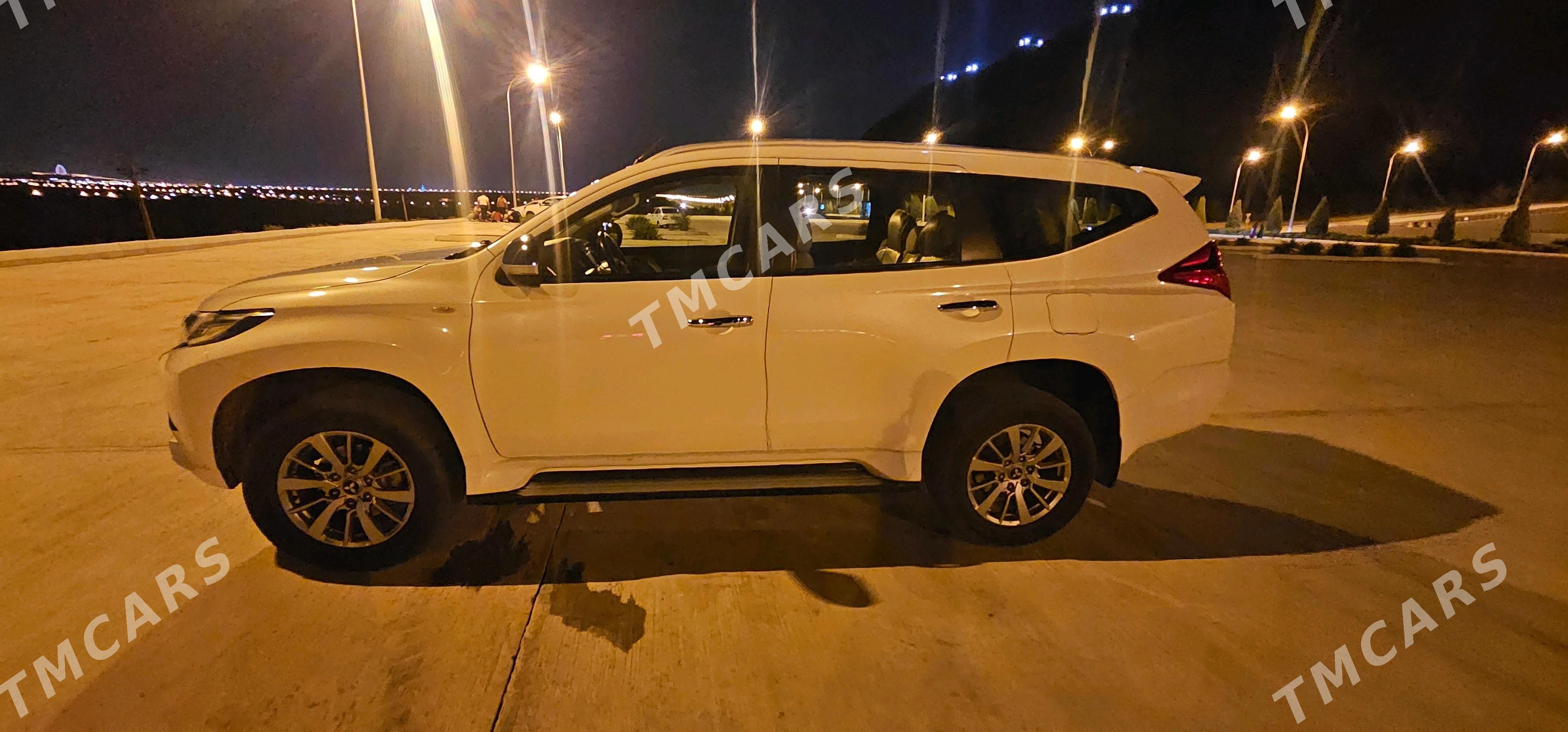 Mitsubishi Montero Sport 2019 - 360 000 TMT - Aşgabat - img 4