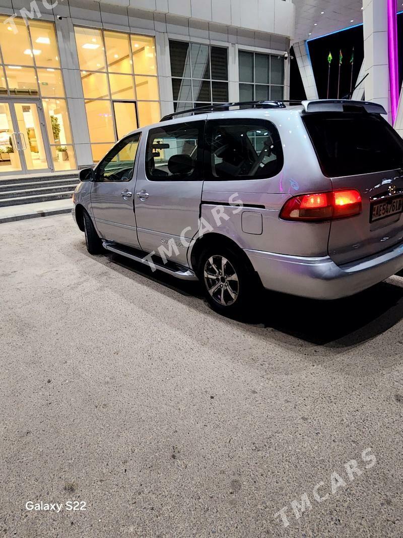 Toyota Sienna 2001 - 140 000 TMT - Туркменабат - img 4